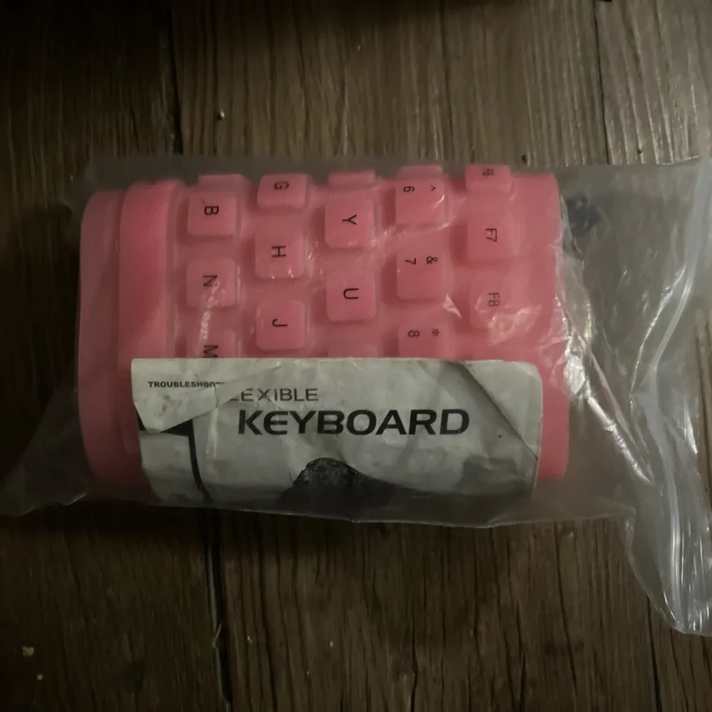 Hot Pink & Hassle-Free: The Ultimate Portable Keyboard!